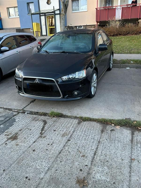 Schwarz Gebraucht 2008 Mitsubishi Lancer Sportback Limousine | 5.000 € (Fairer Preis) - Bild 1/4