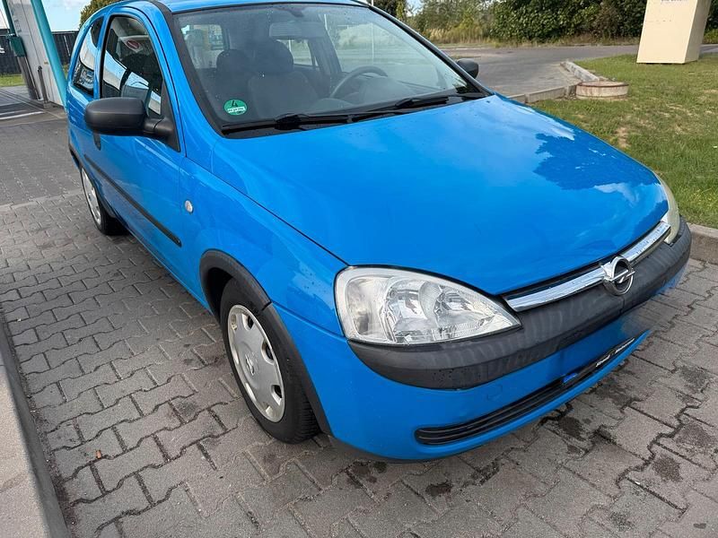 Blau Gebraucht 2002 Opel Corsa Kleinwagen | 1.000 € (Fairer Preis) - Bild 1/4