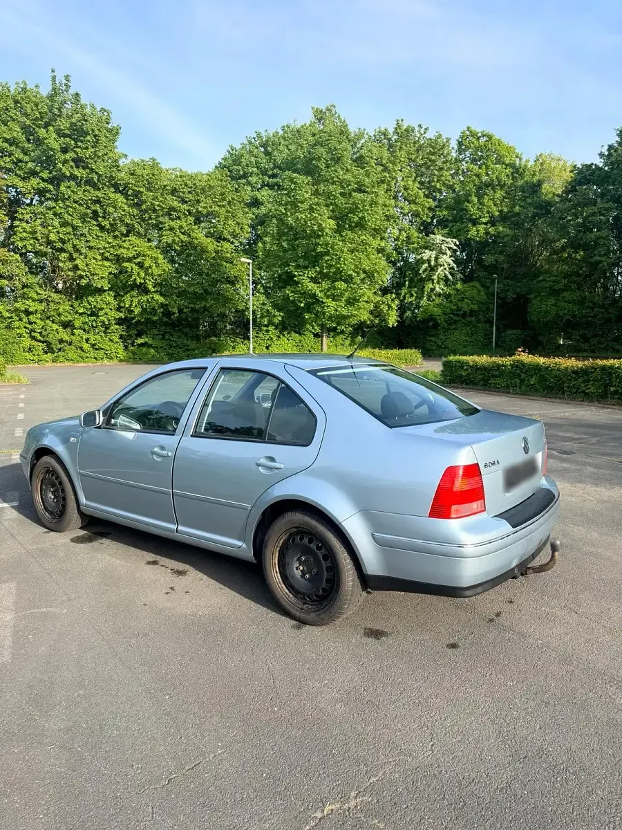Occasion VW Bora 105 ch (77 kW) 2001 Argent Berline