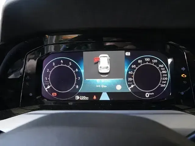 Gebraucht VW Golf VIII Life 131 PS (96 kW) 2020 Silber Kleinwagen