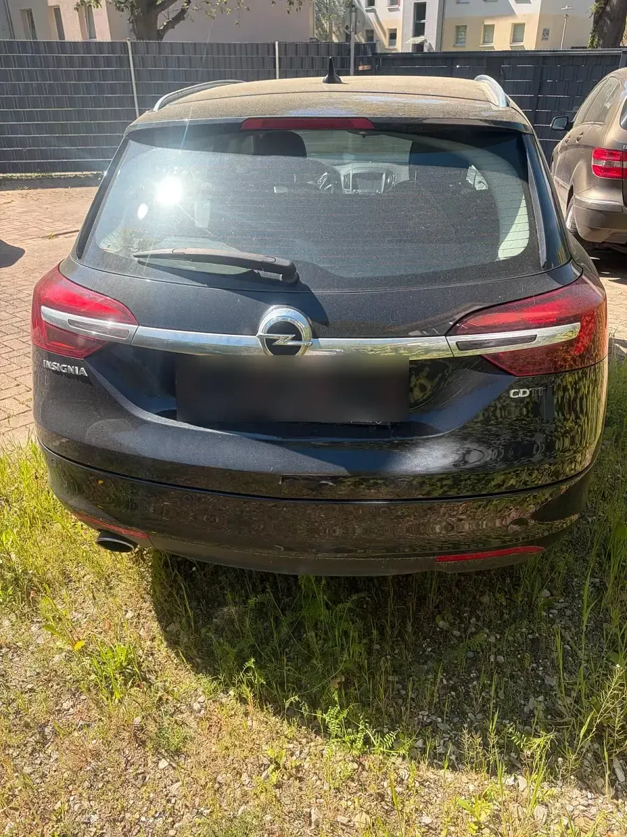 Gebraucht Opel Insignia Sport 170 PS (125 kW) 2015 Grau Kombi