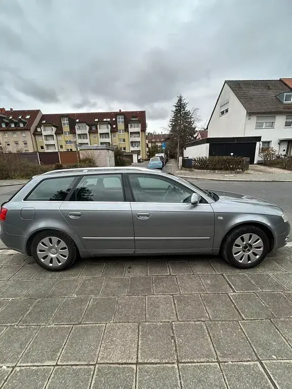 Używany Audi A4 140 KM (102 kW) 2005 Szary Kombi