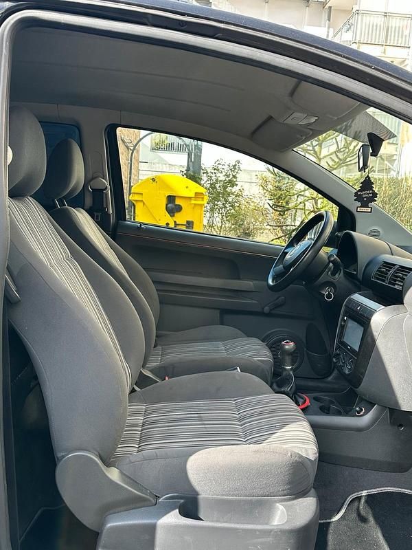 Usata VW Fox 55 CV (40 kW) 2005 Nero Utilitaria