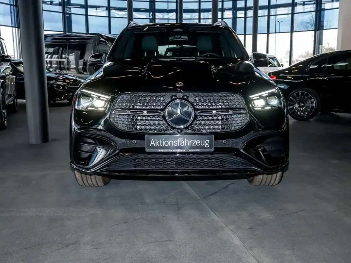 Gebraucht Mercedes GLE350 AMG 197 PS (144 kW) 2026 Schwarz SUV