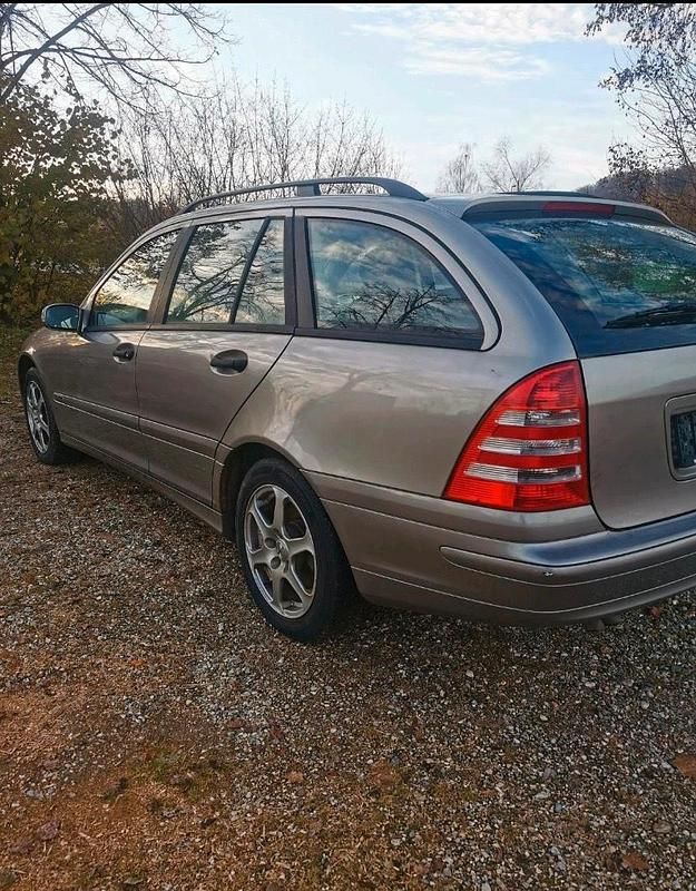 Gebraucht 2005 Mercedes C180 Kombi | 1.600 € (Guter Preis) - Bild 1/4