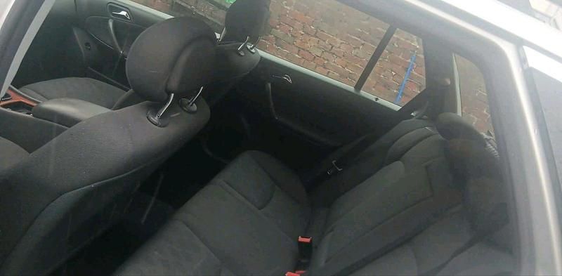 Gebraucht Mercedes C180 2004 Grau Limousine