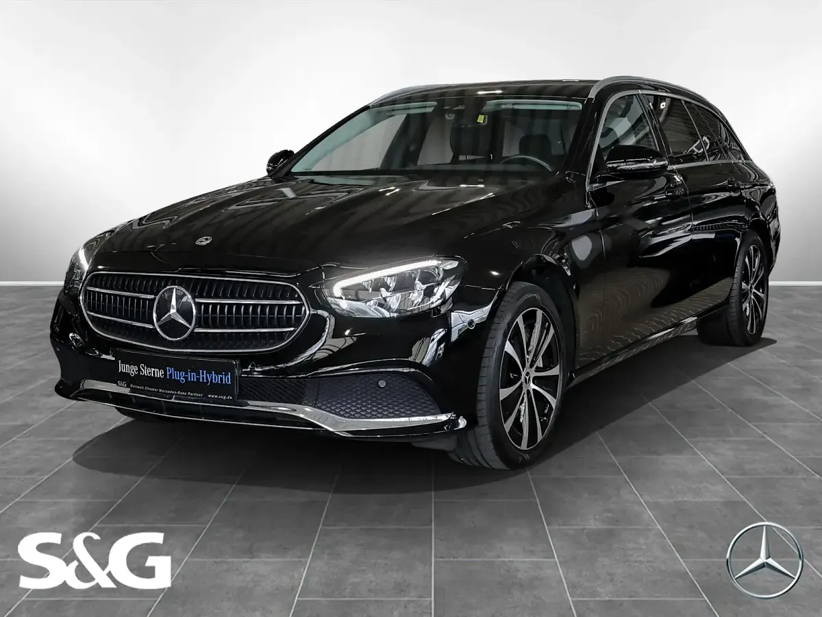 Gebraucht Mercedes E300 Avantgarde 194 PS (142 kW) 2022 Kombi