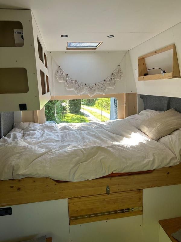 Second-hand Citroën Jumper 131 CP (96 kW) 2016 Alb Monovolum