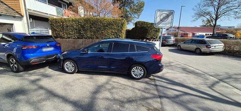 Gebraucht Ford Focus 155 PS (114 kW) 2021 Blau Kombi