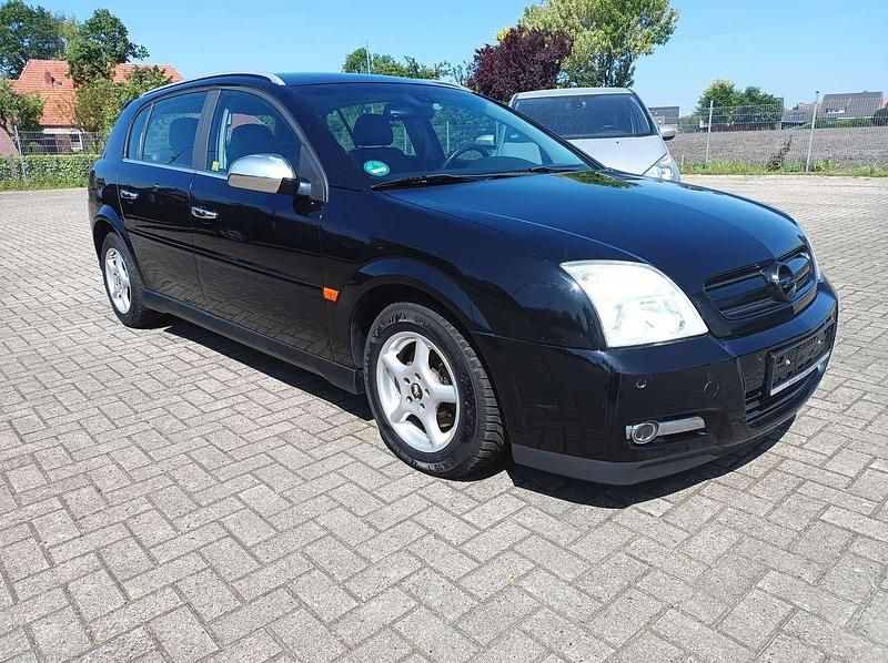 Schwarz Gebraucht 2003 Opel Signum Cosmo Kombi | 1.300 € (Guter Preis) - Bild 1/4
