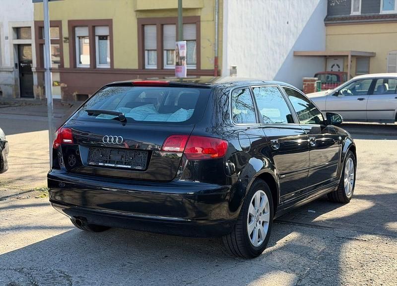 Gebraucht Audi A3 Ambiente 116 PS (85 kW) 2004 Schwarz Kleinwagen