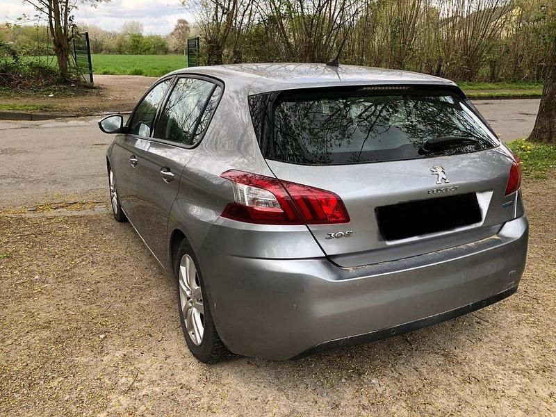 Gebraucht Peugeot 308 2017 Grau Limousine