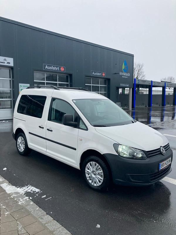 Gebraucht VW Caddy 86 PS (63 kW) 2011 Weiß Van / Kleinbus