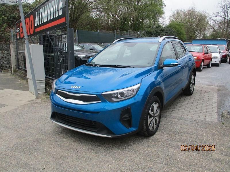 Gebraucht Kia Stonic Vision 101 PS (74 kW) 2024 Blau SUV
