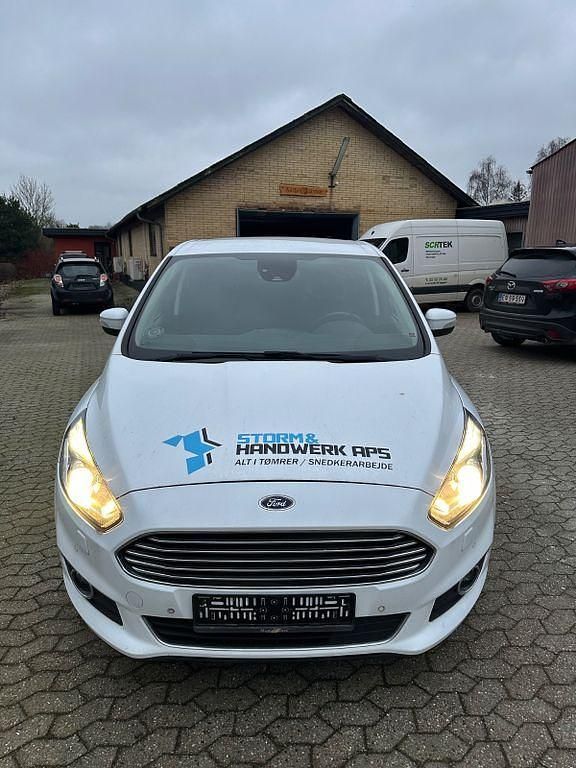 Gebraucht Ford S-MAX Titanium 190 PS (139 kW) 2019 Van / Kleinbus