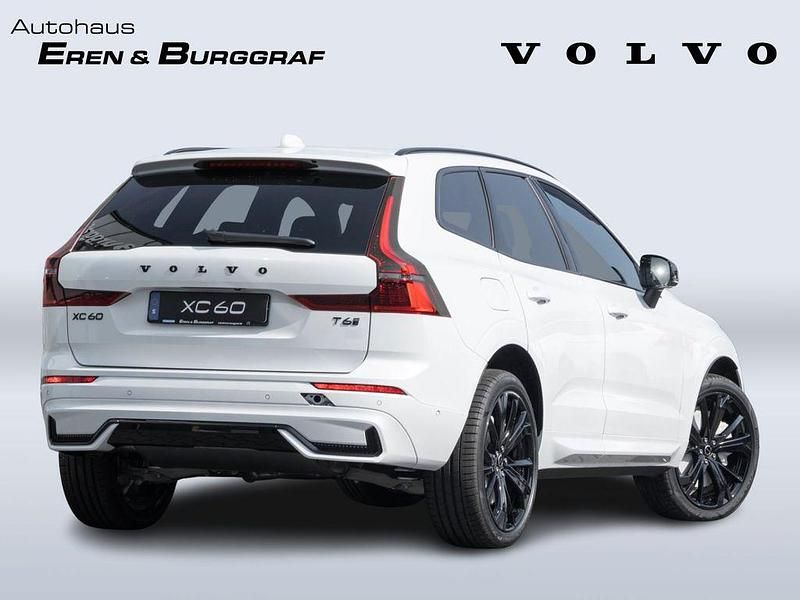 Neu Volvo XC60 Plus 253 PS (186 kW) 2025 Weiß SUV