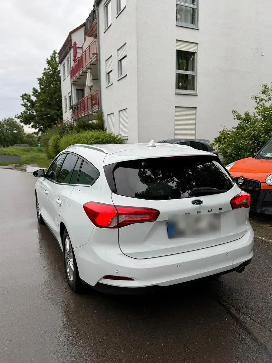 Gebraucht Ford Focus 150 PS (110 kW) 2018 Weiß Kombi