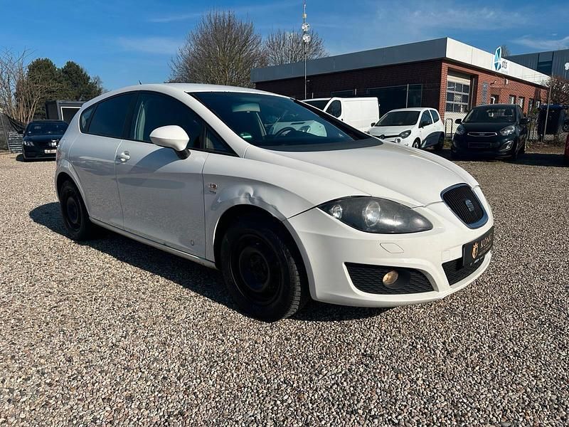 Second-hand Seat Leon 105 CP (77 kW) 2012 Alb Berlinǎ
