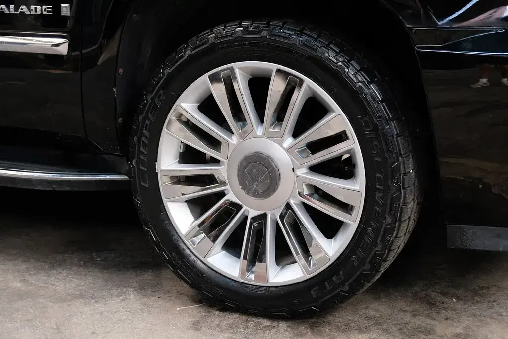 Gebraucht Cadillac Escalade 409 PS (300 kW) 2008 Schwarz SUV