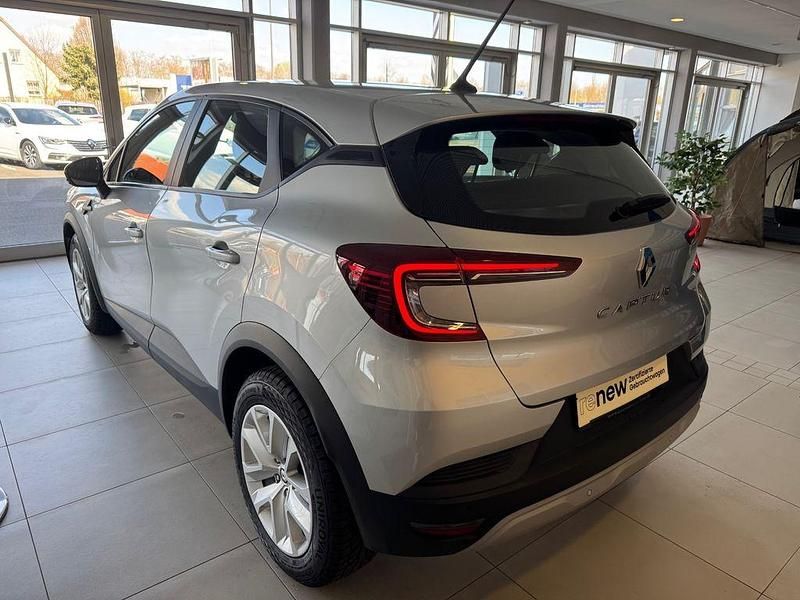 Gebraucht Renault Captur Business 91 PS (66 kW) 2022 Grau SUV