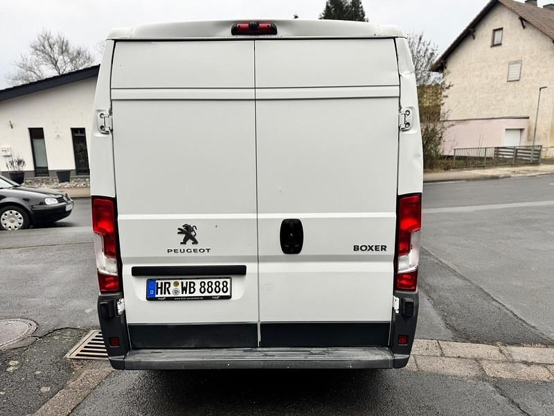 Gebraucht Peugeot Boxer 110 PS (80 kW) 2016 Weiß Van