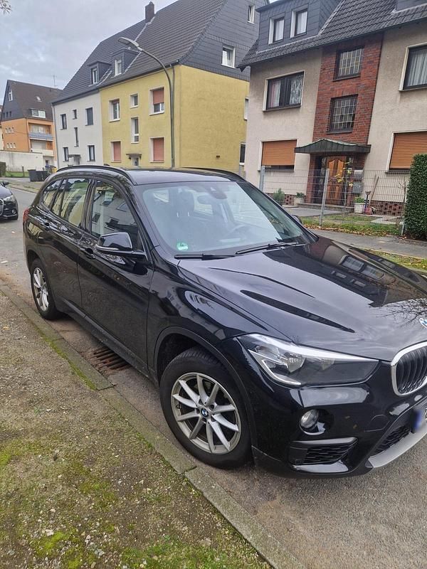 Gebraucht BMW X1 150 PS (110 kW) 2019 Schwarz SUV