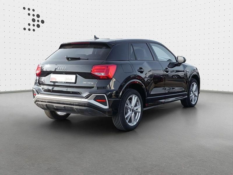 Gebraucht Audi Q2 S-Line 150 PS (110 kW) 2025 Mythosschwarz metallic SUV