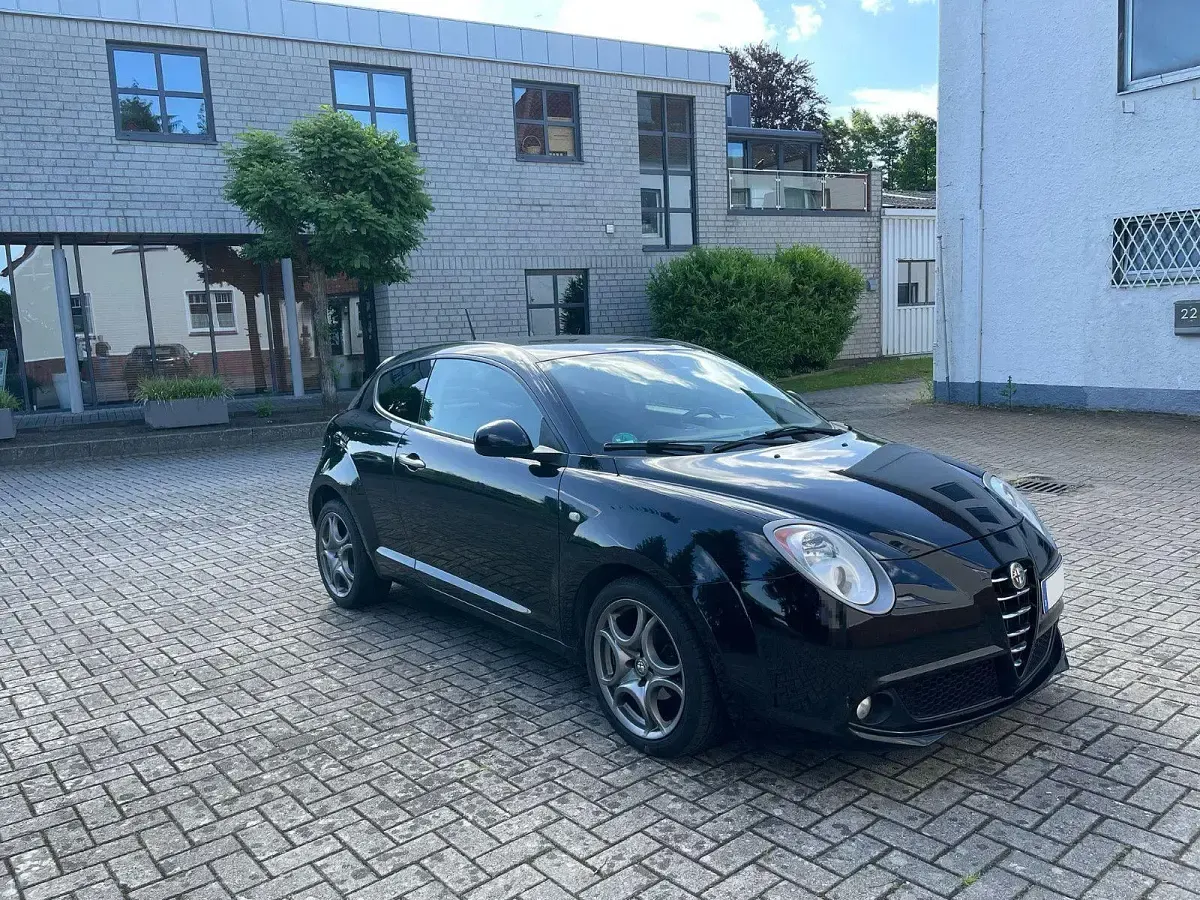 Gebraucht Alfa Romeo MiTo 105 PS (77 kW) 2013 Schwarz Kleinwagen