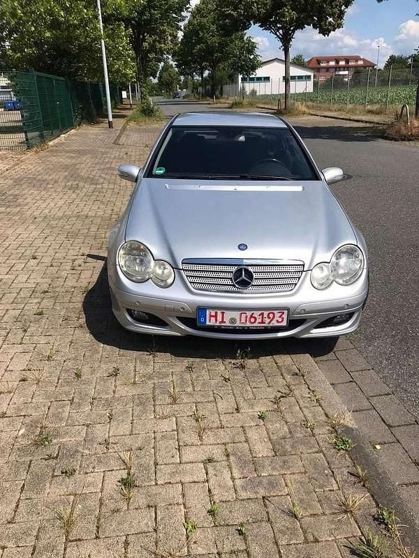 Gebraucht Mercedes CL180 143 PS (105 kW) 2005 Grau Coupé