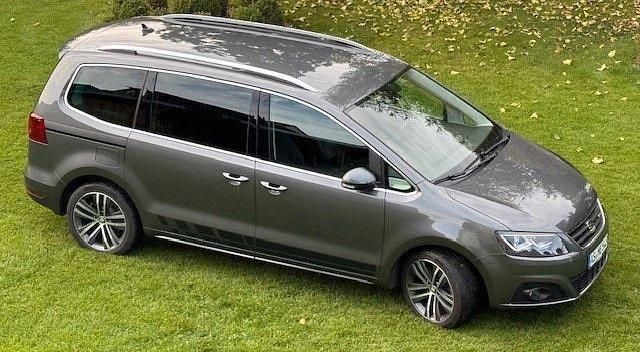 Grau Gebraucht 2017 Seat Alhambra FR-Line Van / Kleinbus | 22.700 € (Guter Preis) - Bild 1/4