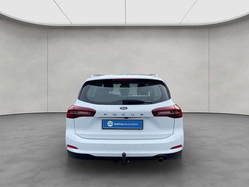 Gebraucht Ford Focus Titanium 155 PS (114 kW) 2025 Frozen white Kombi
