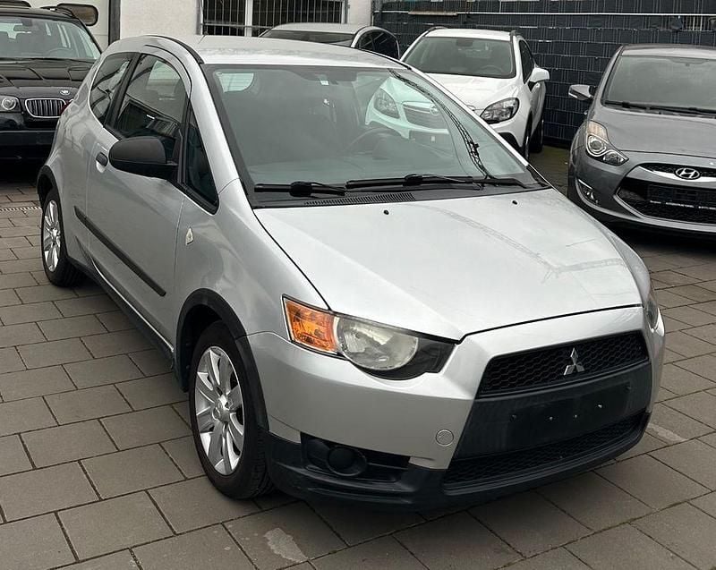 Gebraucht Mitsubishi Colt 75 PS (55 kW) 2010 Grau Kleinwagen
