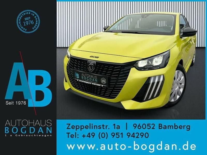 Agueda gelb (metallic) Gebraucht 2024 Peugeot 208 Active Kleinwagen | 16.370 € (Fairer Preis) - Bild 1/4