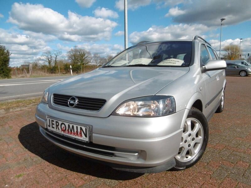 Silber Gebraucht 2004 Opel Astra Njoy Kombi | 945 € (Superpreis) - Bild 1/4