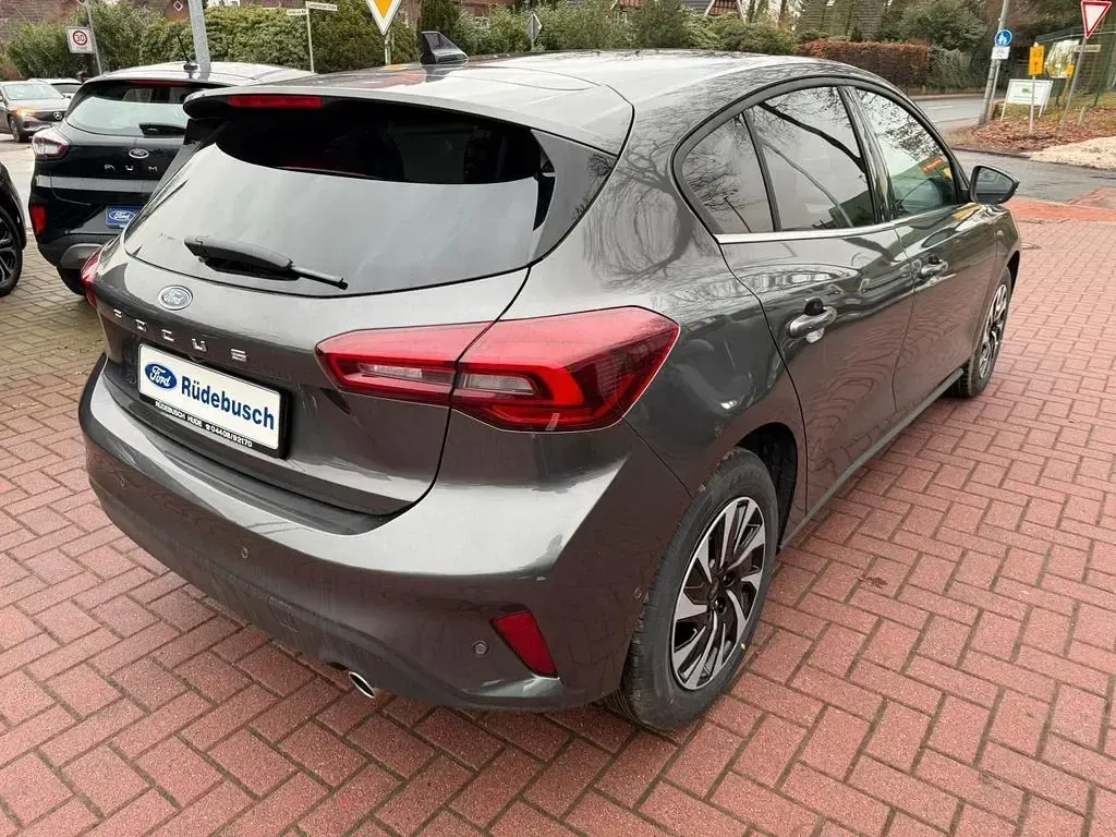 Nowe Ford Focus Titanium X 155 KM (114 kW) 2026 Szary Sedan/Limuzyna