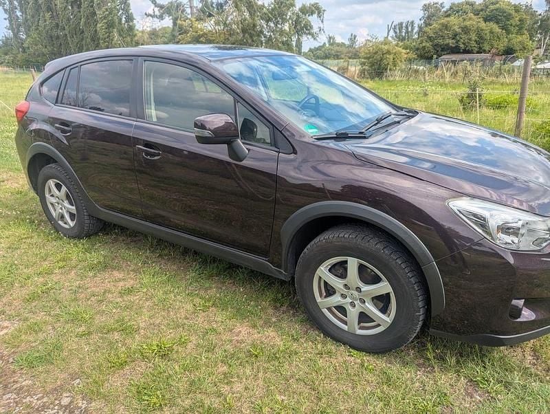 Gebraucht Subaru XV Comfort 150 PS (110 kW) 2012 Rot SUV
