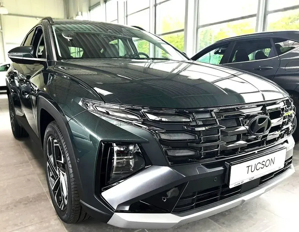 Neu Hyundai Tucson Prime 150 PS (110 kW) 2026 Grün SUV