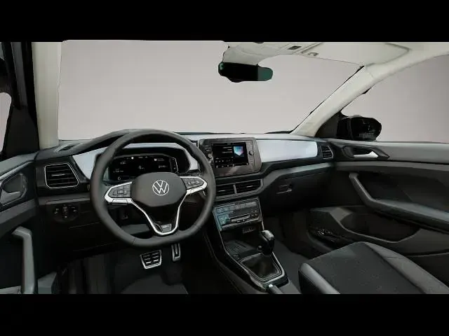 Gebraucht VW T-Cross Goal 116 PS (85 kW) 2025 Manufacturer SUV