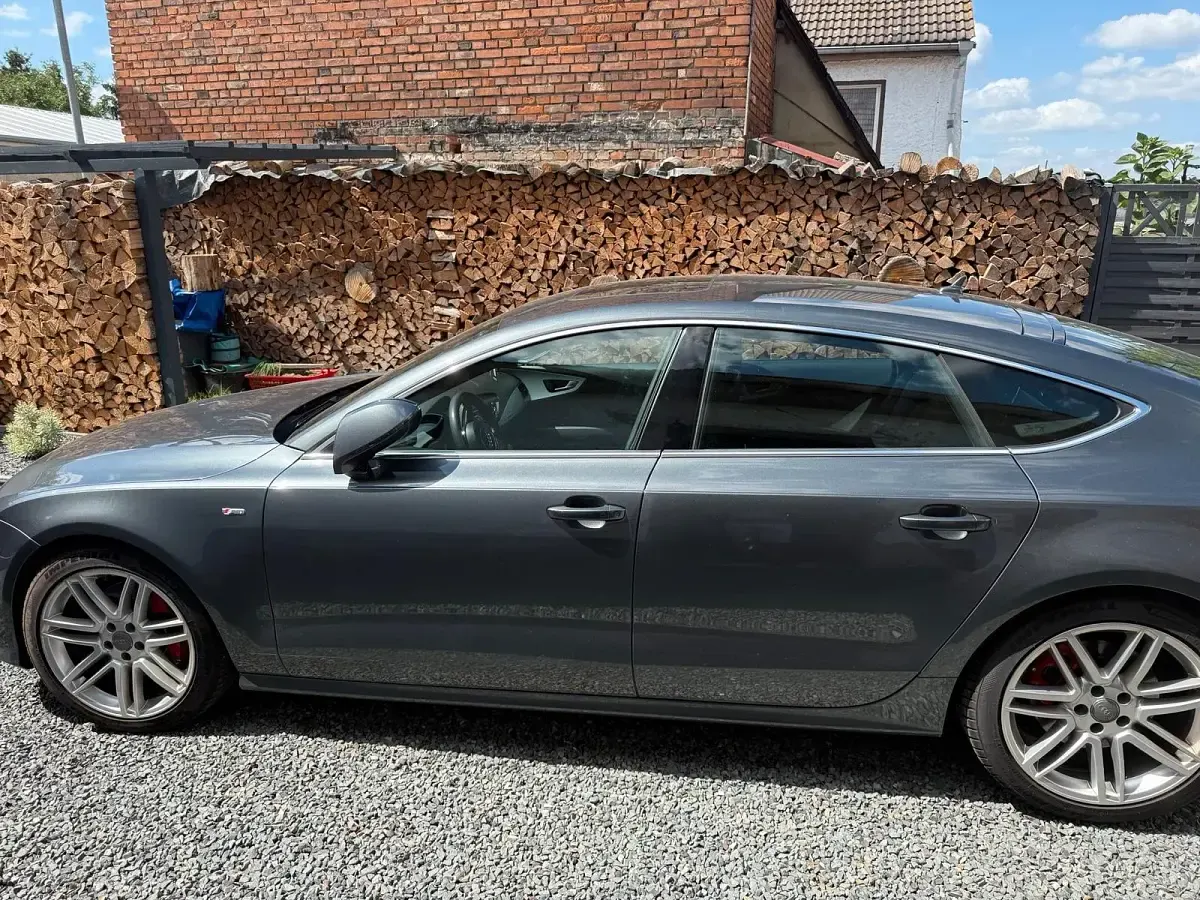 Gebraucht Audi A7 Ambiente 272 PS (200 kW) 2014 Grau Kleinwagen