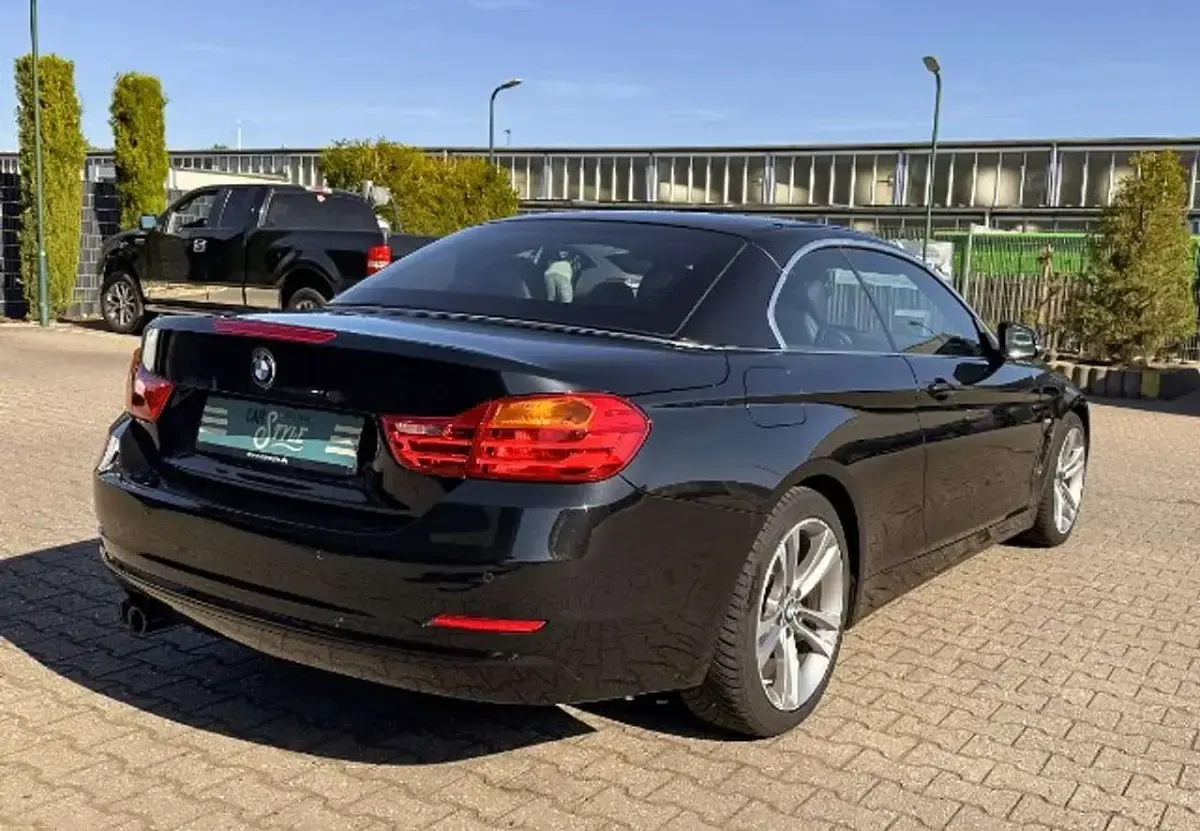 Gebraucht BMW 420 Cabriolet Sport Line 184 PS (135 kW) 2015 Schwarz Cabrio
