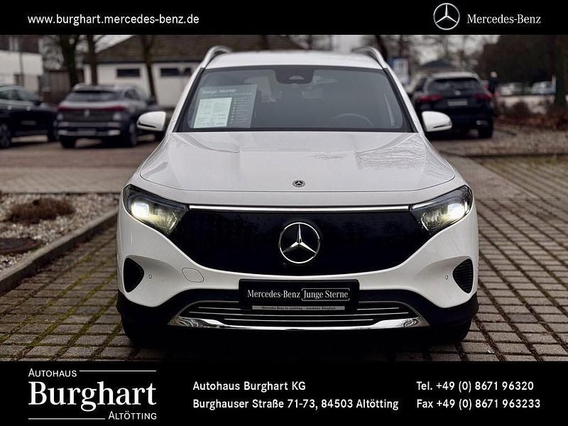 Gebraucht Mercedes EQB300 Progressive 167 kW (228 PS) 2024 Unilack polarweiß SUV