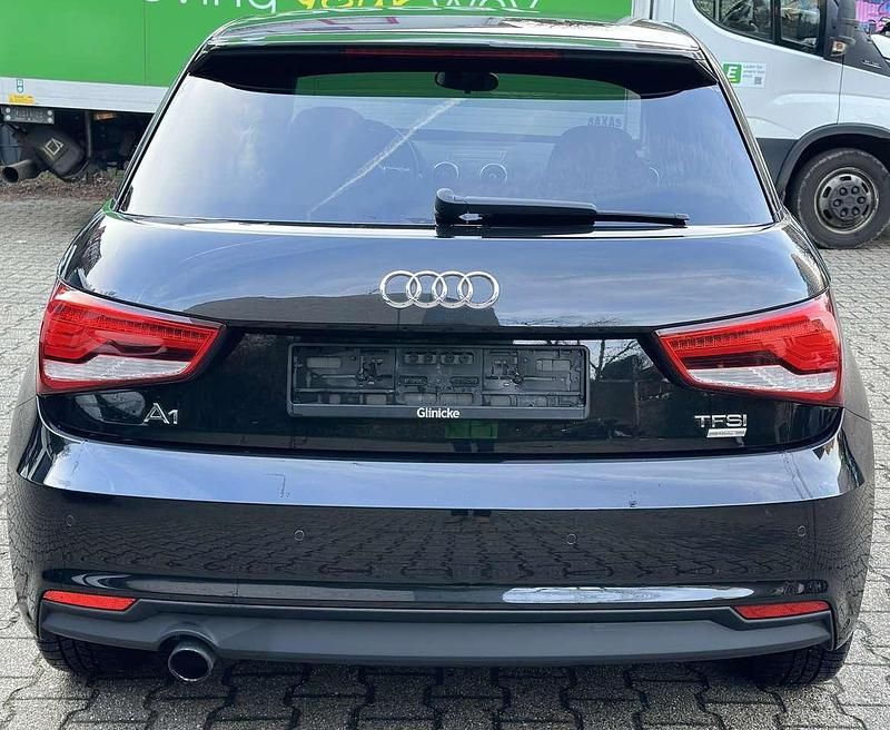 Gebraucht Audi A1 82 PS (60 kW) 2017 Schwarz Kleinwagen