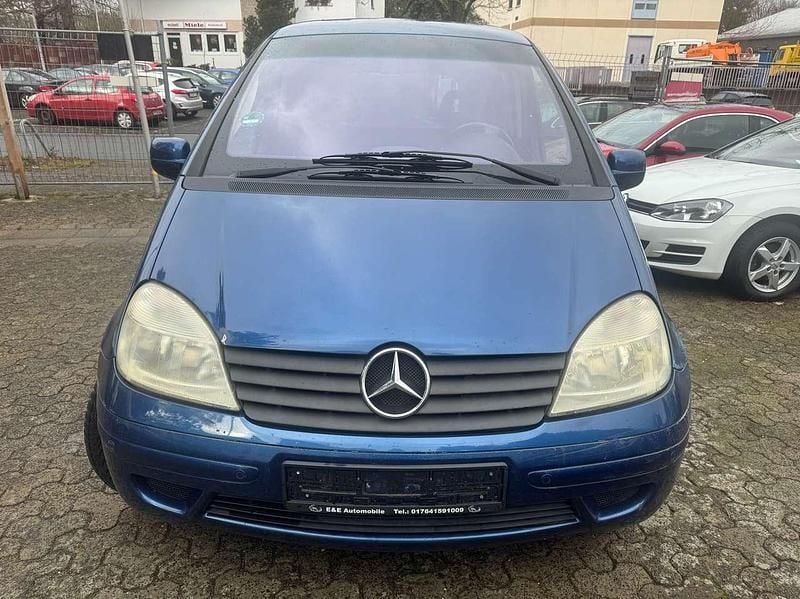 Gebraucht Mercedes Vaneo 125 PS (91 kW) 2002 Blau Van / Kleinbus