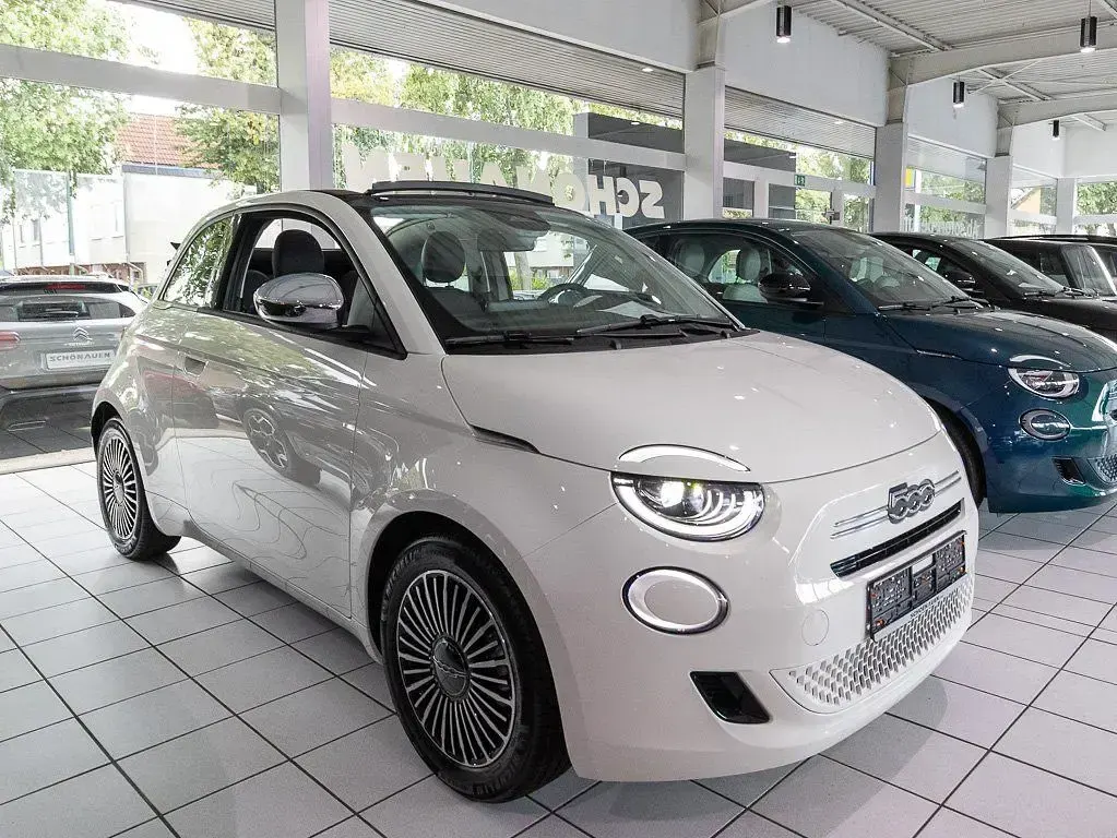 Neu Fiat 500 Icon 69 PS (50 kW) 2026 Blau Cabrio