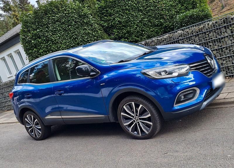 Gebraucht Renault Kadjar LIMITED 159 PS (116 kW) 2019 Blau SUV