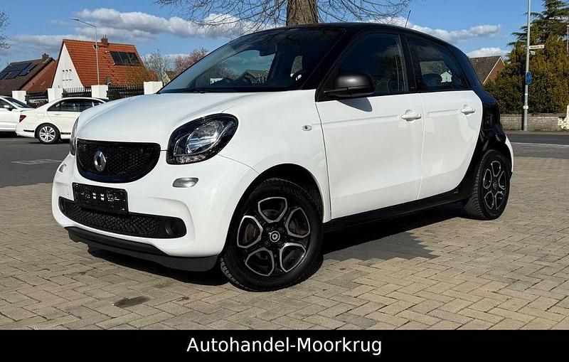 Gebraucht Smart ForFour Passion 90 PS (66 kW) 2018 Weiß Kleinwagen