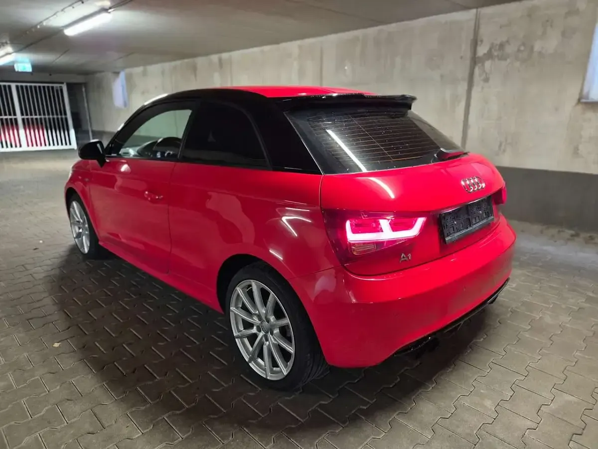 Gebraucht Audi A1 Ambition 185 PS (136 kW) 2014 Misanorot Kleinwagen