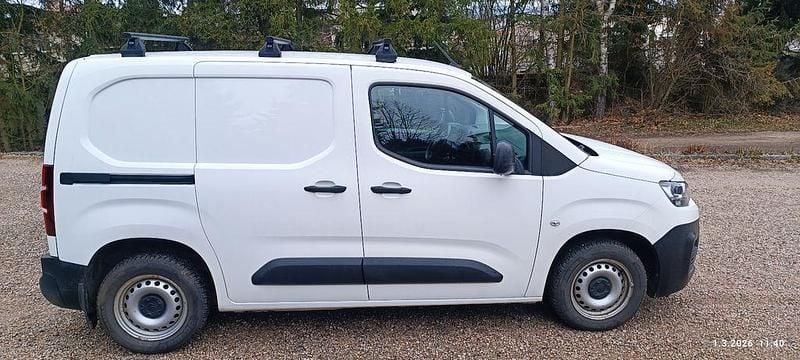 Gebraucht Citroën Berlingo Feel 102 PS (75 kW) 2020 Weiß Van / Kleinbus
