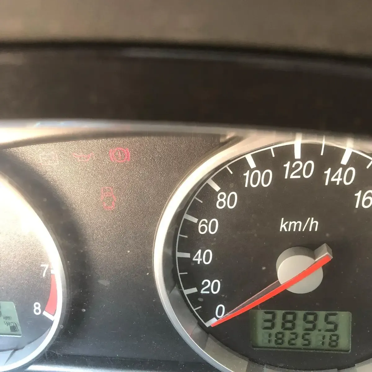 Gebraucht Ford Mondeo 147 PS (108 kW) 2001 Silber Kombi