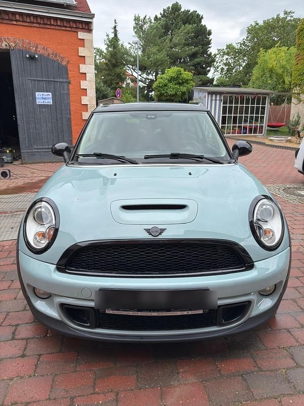 Blau Gebraucht 2012 Mini Cooper SD Clubman Kombi | 8.590 € (Fairer Preis) - Bild 1/4